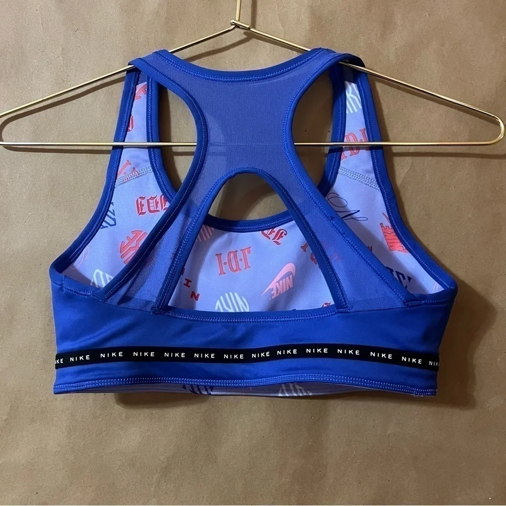 Nike | Women's Center Swoosh Reversible Sports Bra Racerback Size XS